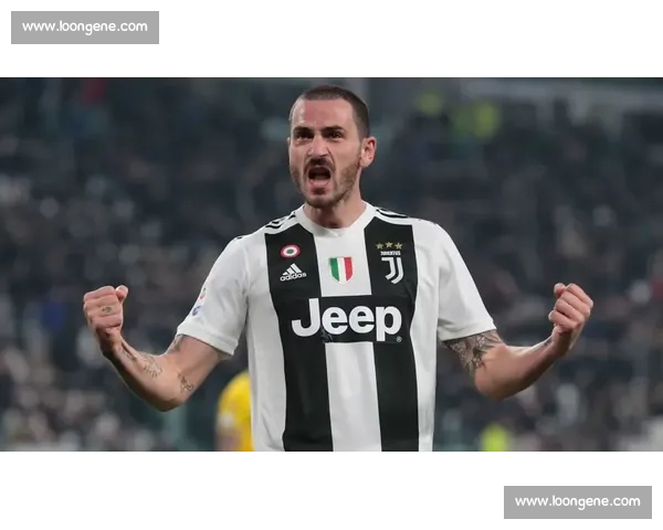 慈善赛争议飞铲!博努奇放倒前英格兰女足队长